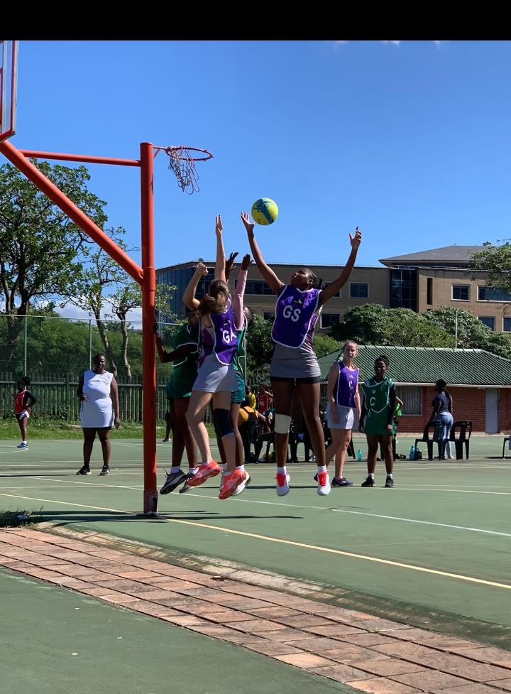 Netball teams at FitnessAlive Durban Netball Training