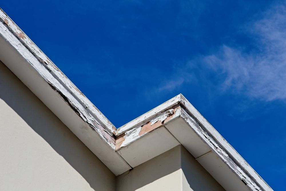 Damaged roof paint — Handyman Near Me in Australia