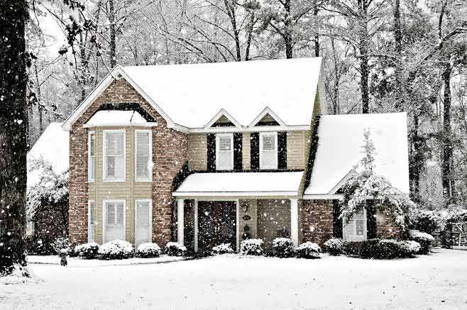 House Covered In Snow — Colorado Springs, CO — Helping Hands Moving