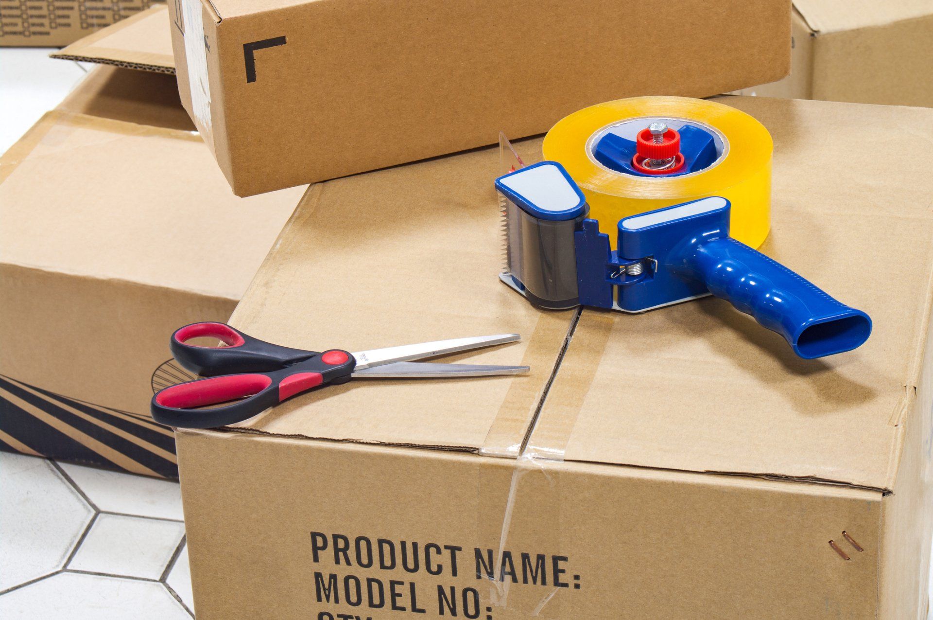 Packing Box — Colorado Springs, CO — Helping Hands Moving Packing Box — Colorado Springs, CO — Helping Hands Moving