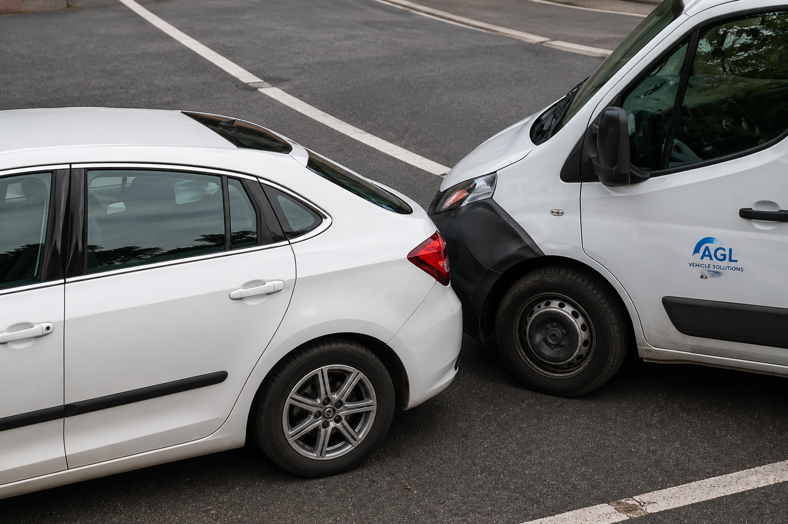 Commercial vehicle collision incident captured for FNOL and insurance evidence