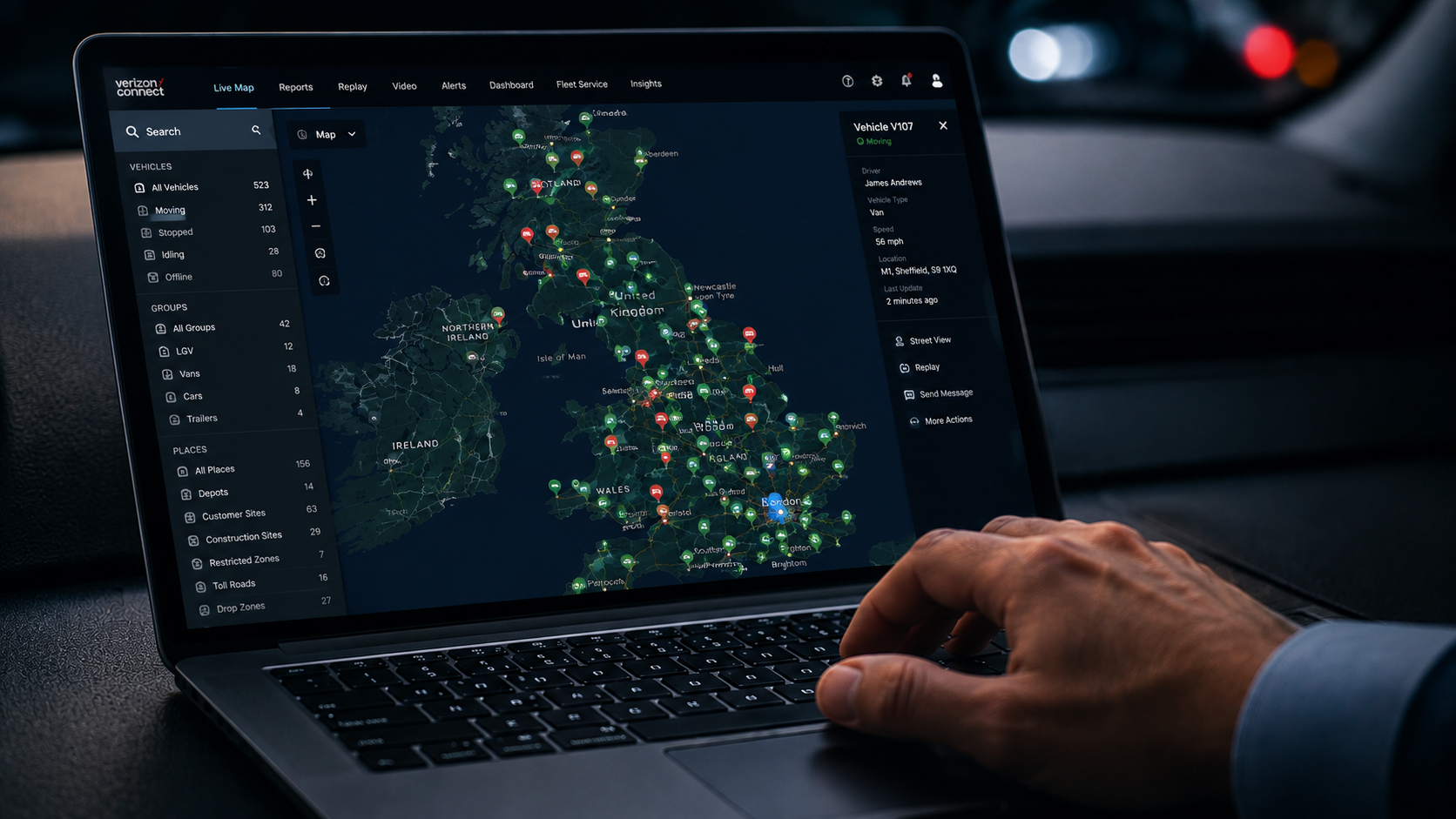 Fleet tracking dashboard