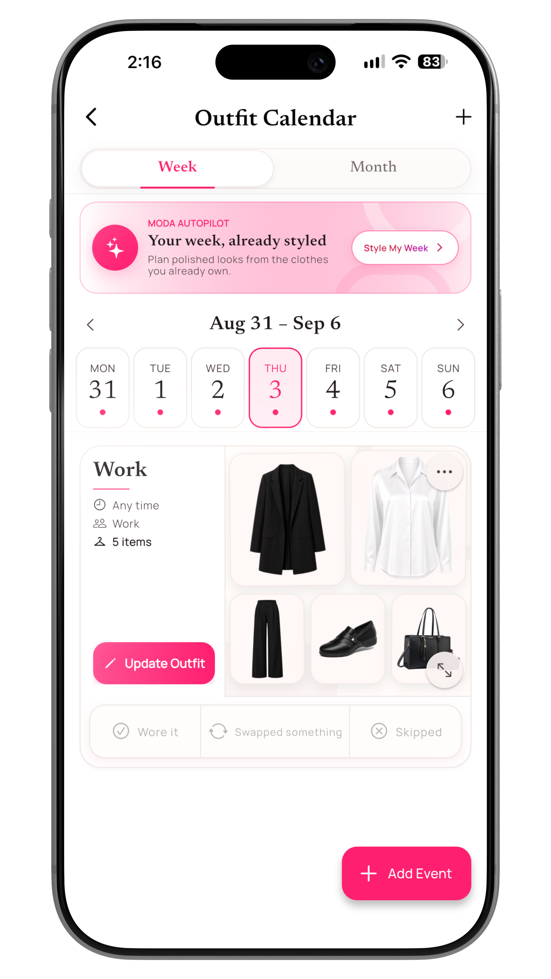 Alamoda outfit calendar showing looks planned for upcoming events.