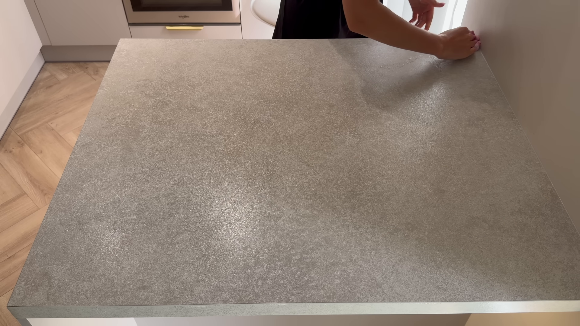 Apartment cleaning service in an Admirals Row Brooklyn apartment