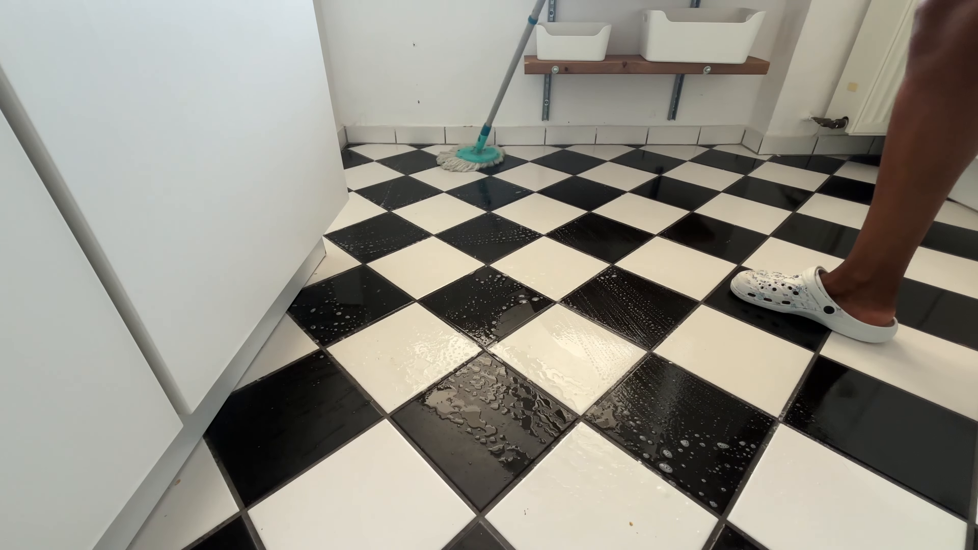 Apartment cleaning service in an Alphabet City Manhattan apartment