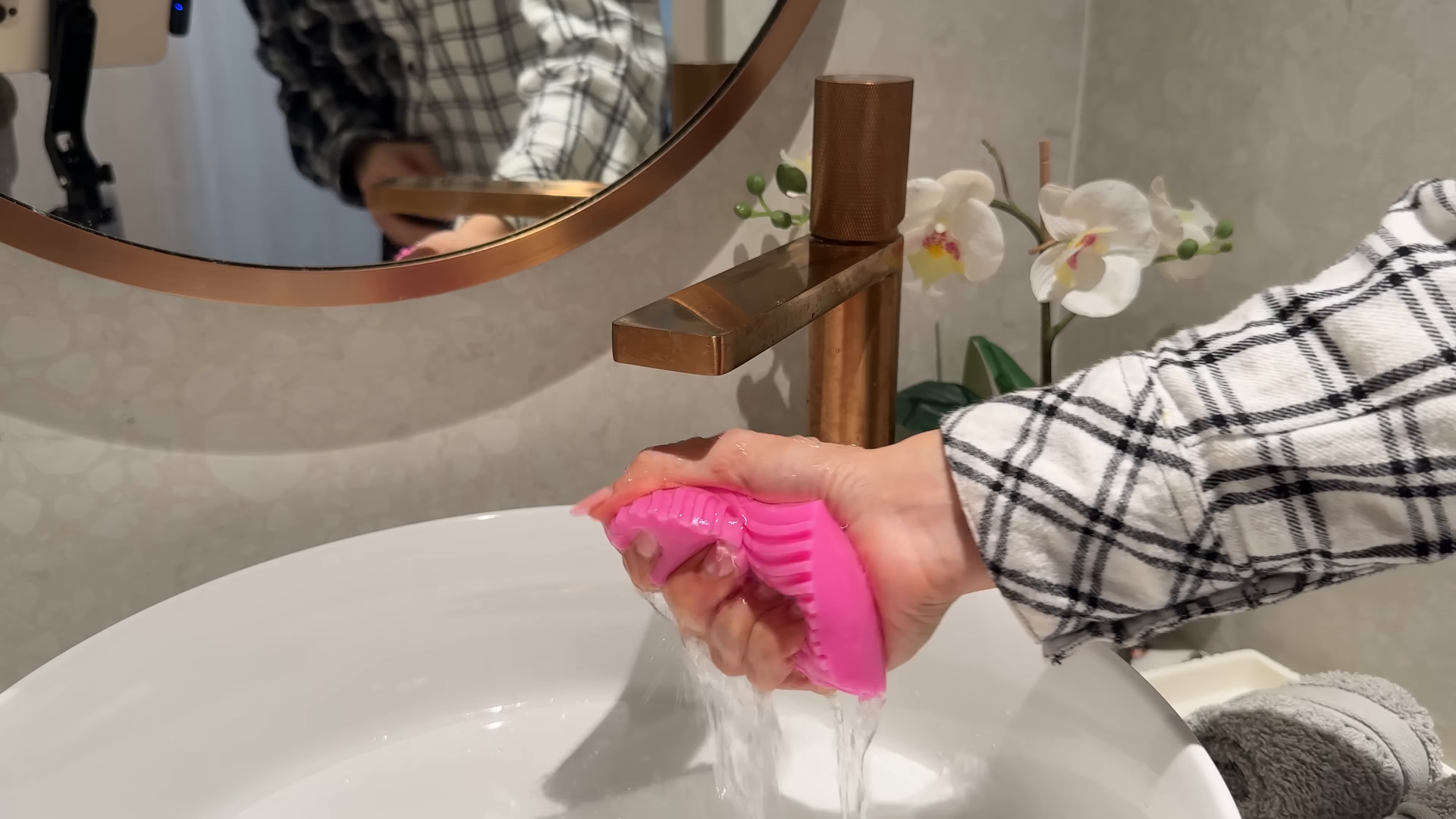 Cleaning service in an Alphabet City Manhattan home