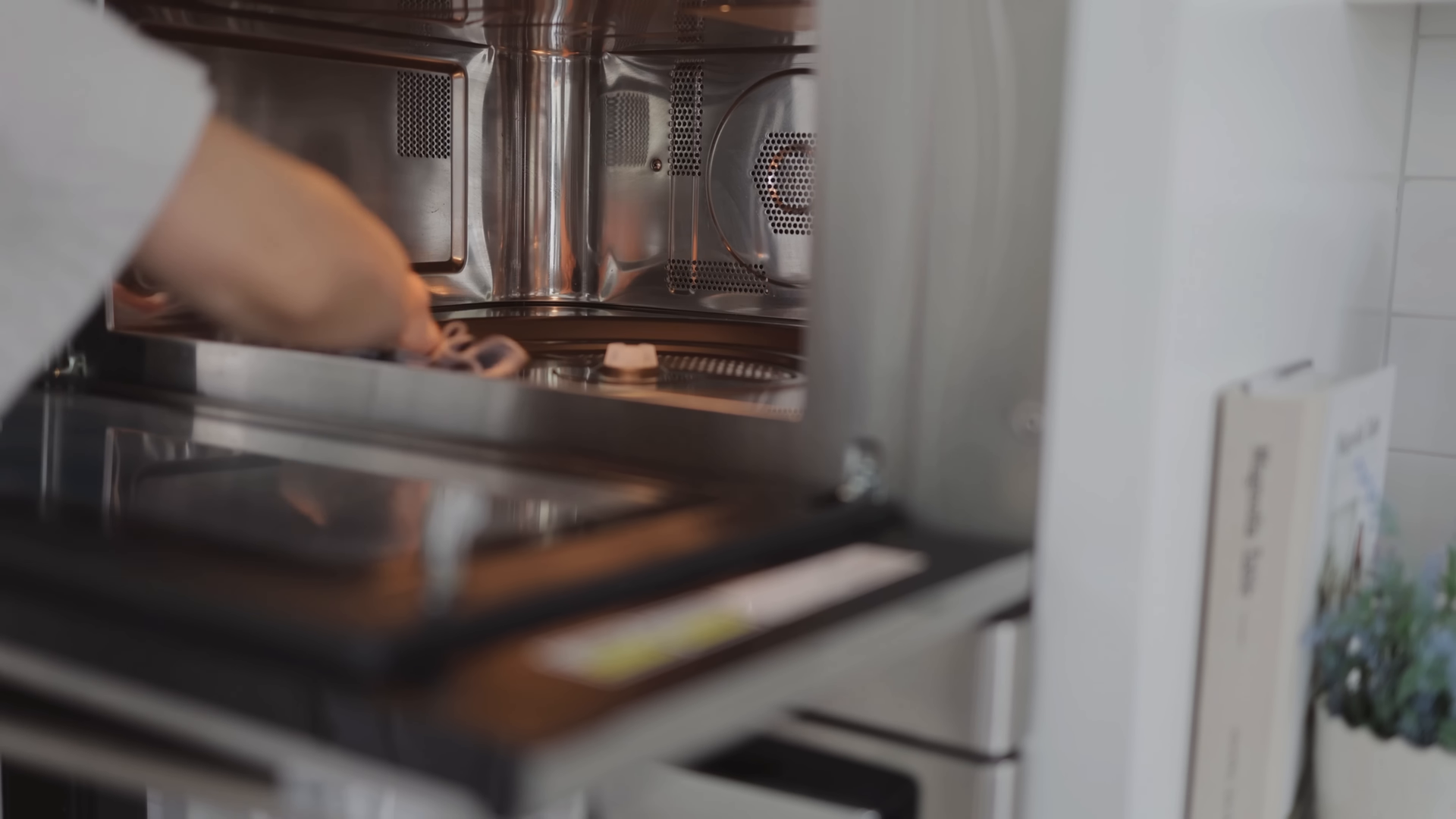 Home cleaning service in an Astoria Queens apartment