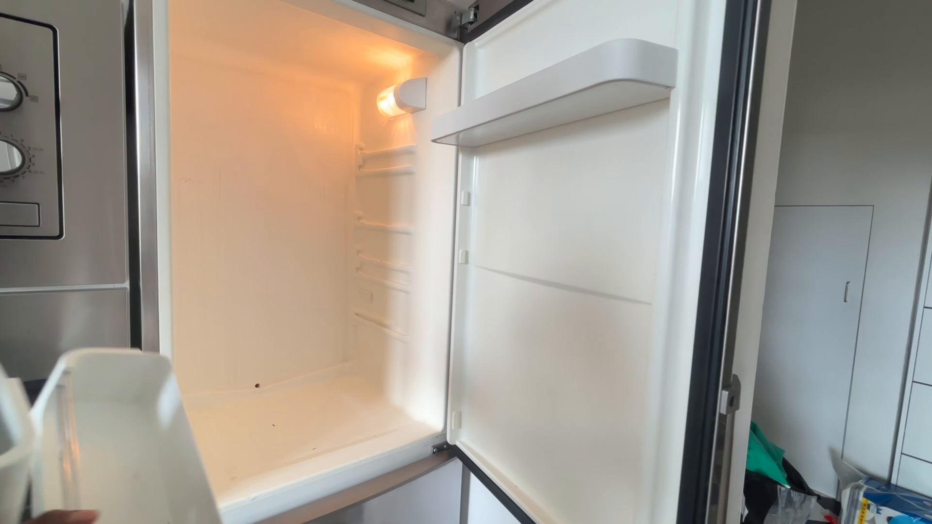 Short-term rental turnover cleaning in a Battery Park City Manhattan apartment