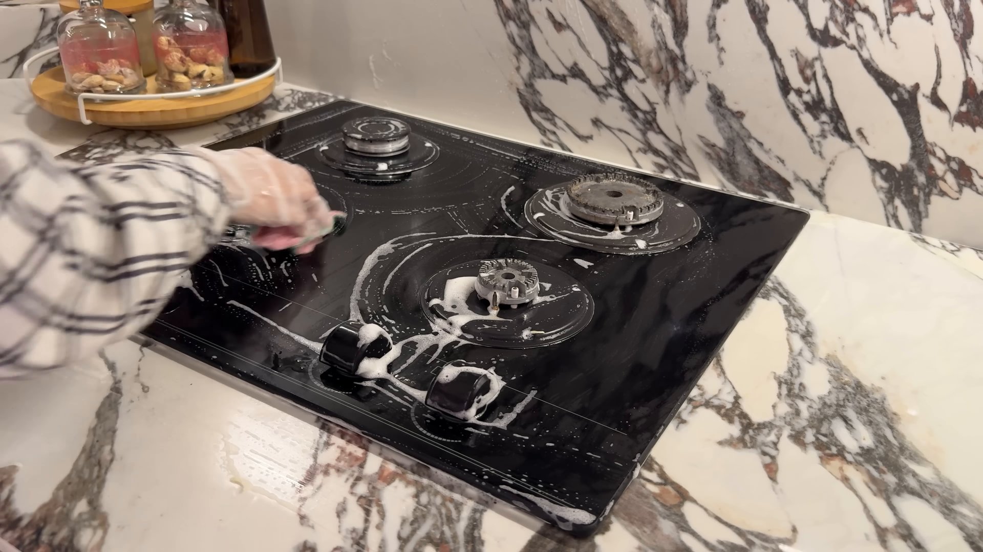 Cleaning service in a Bedford-Stuyvesant Brooklyn rental