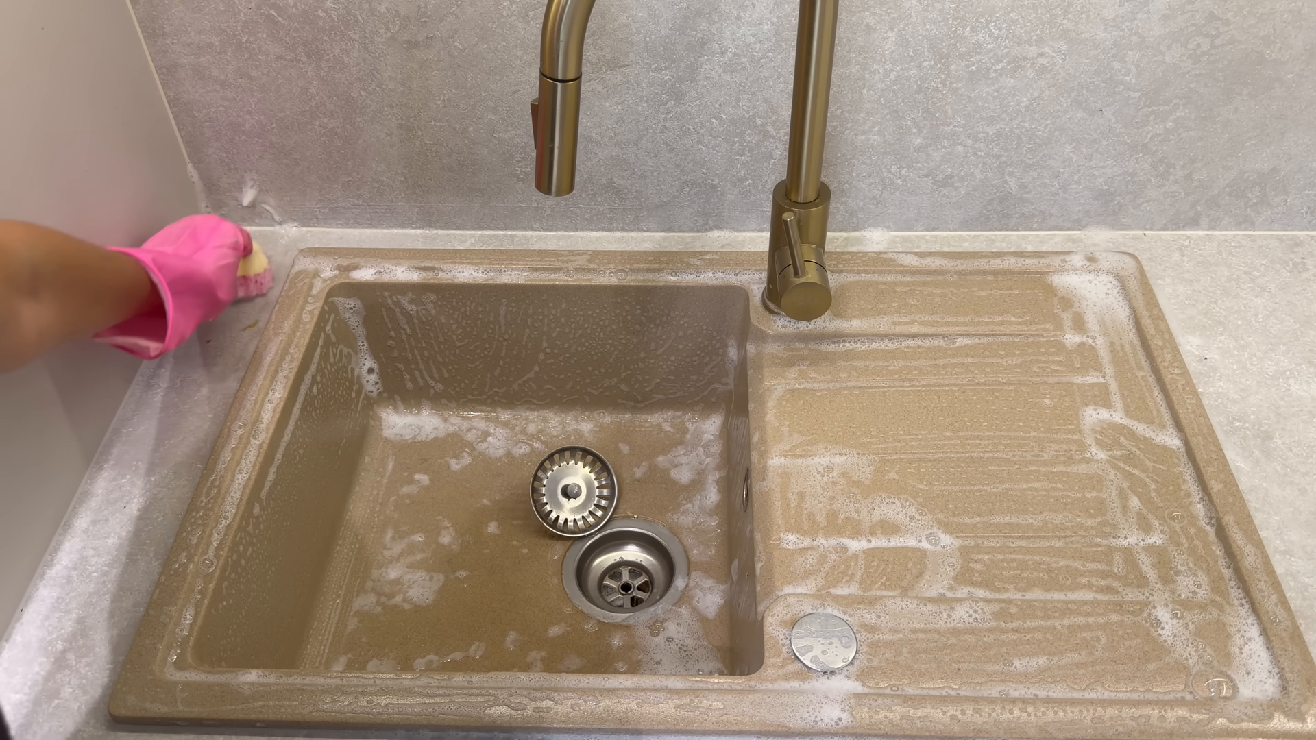 Standard basic cleaning in a Bensonhurst Brooklyn apartment