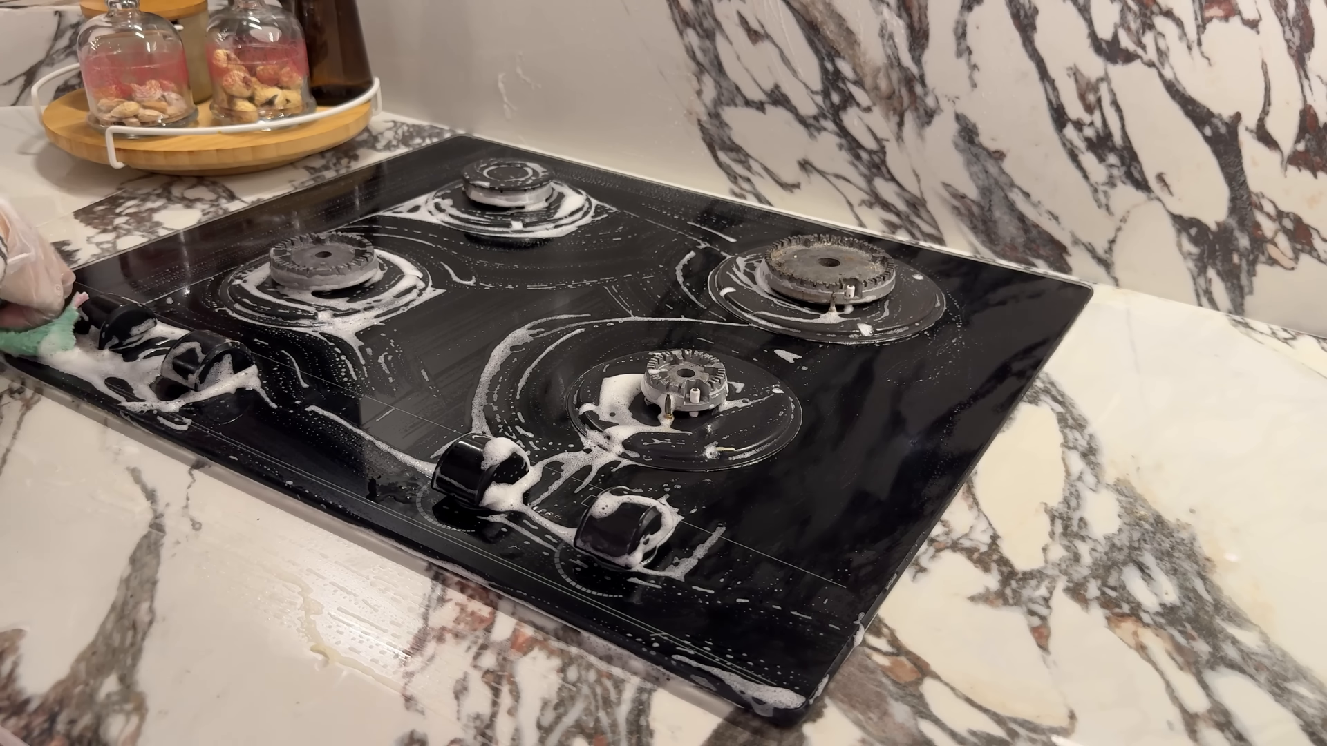 Apartment cleaning in a Brooklyn Heights apartment
