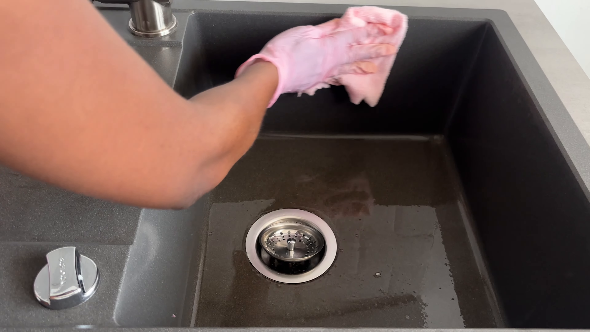 A freshly scrubbed apartment kitchen in Corona Queens
