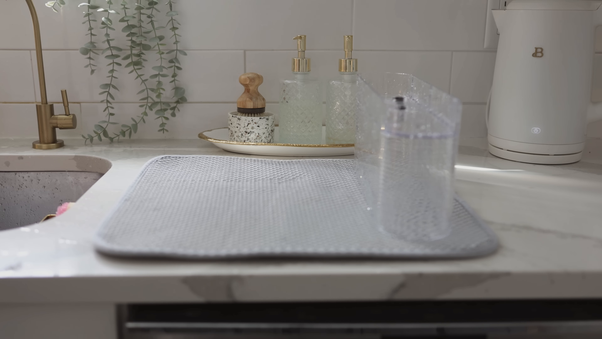 Deep cleaning a Crown Heights Brooklyn bathroom before a recurring plan starts