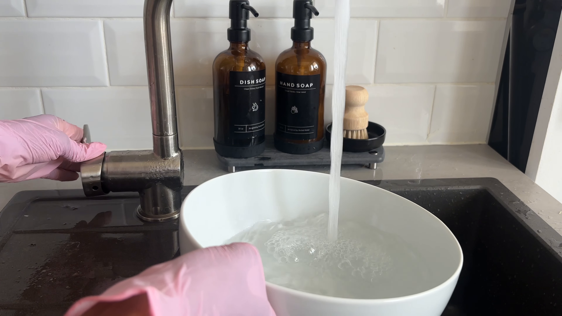 Residential cleaning in a DUMBO Brooklyn home before a buyer walkthrough