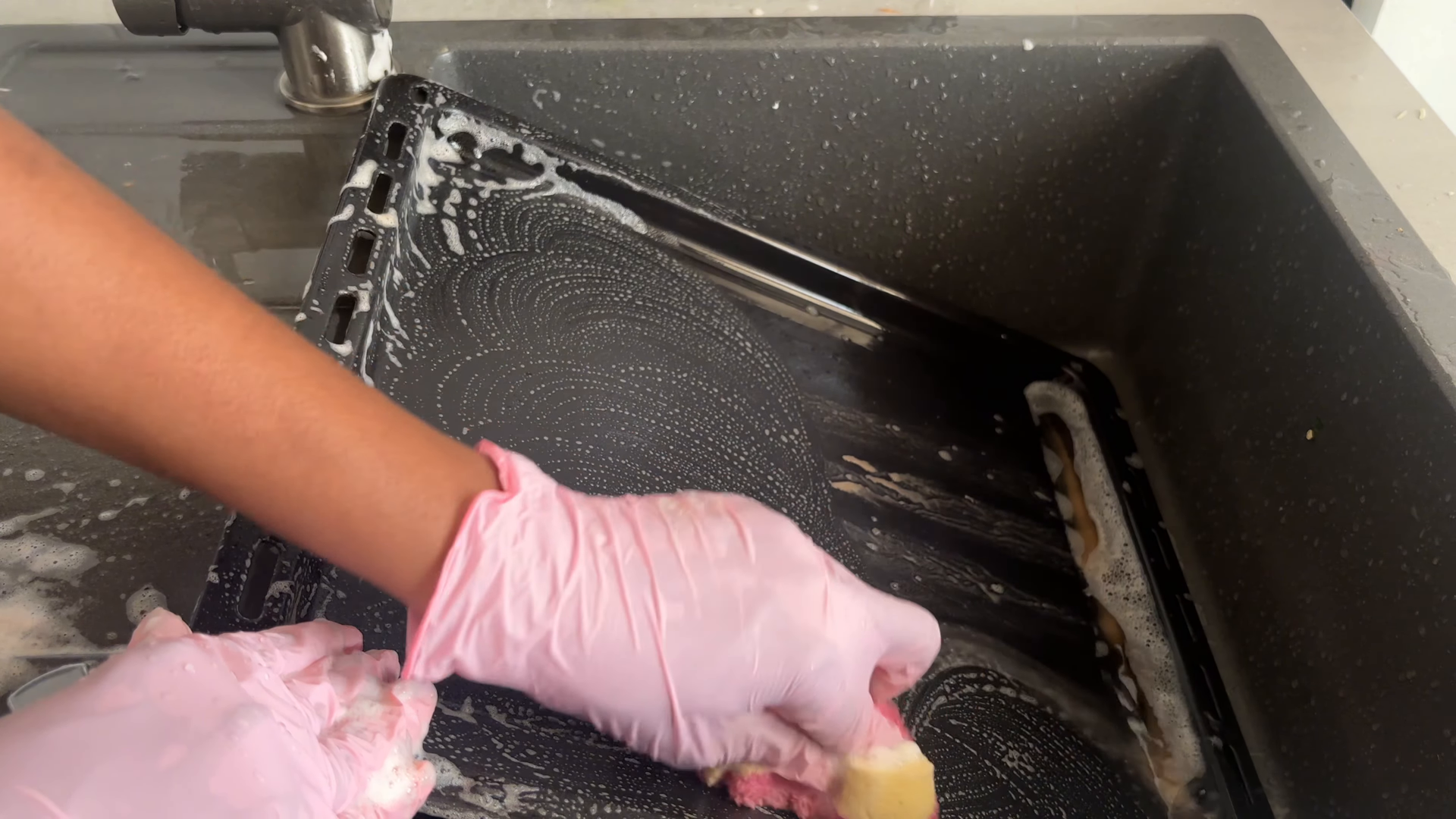 Maid service in an East Elmhurst Queens home