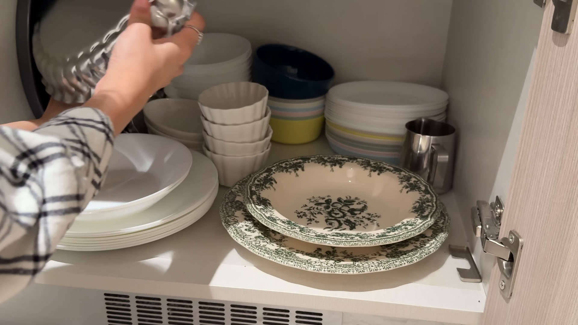 House cleaning service in a Financial District Manhattan home