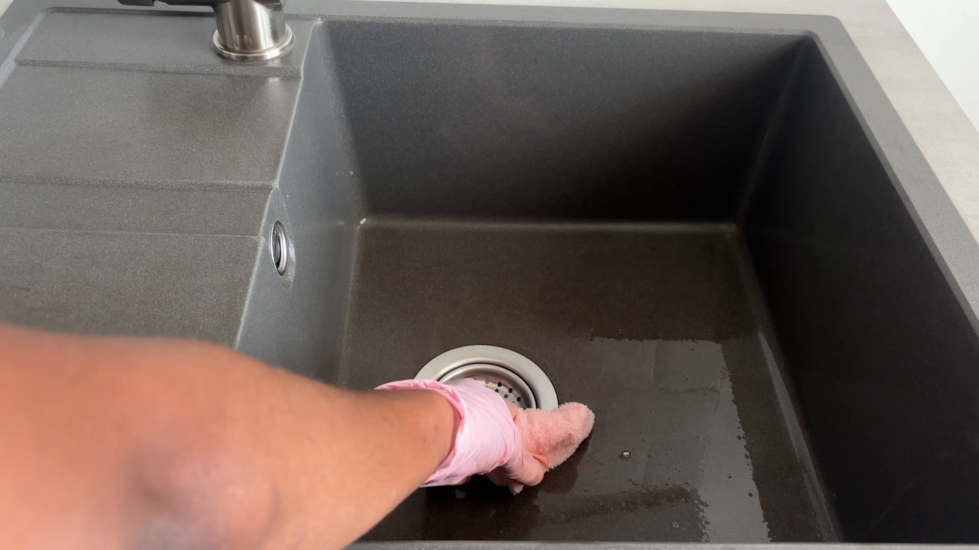 Move-out cleaning in Forest Hills Gardens Queens