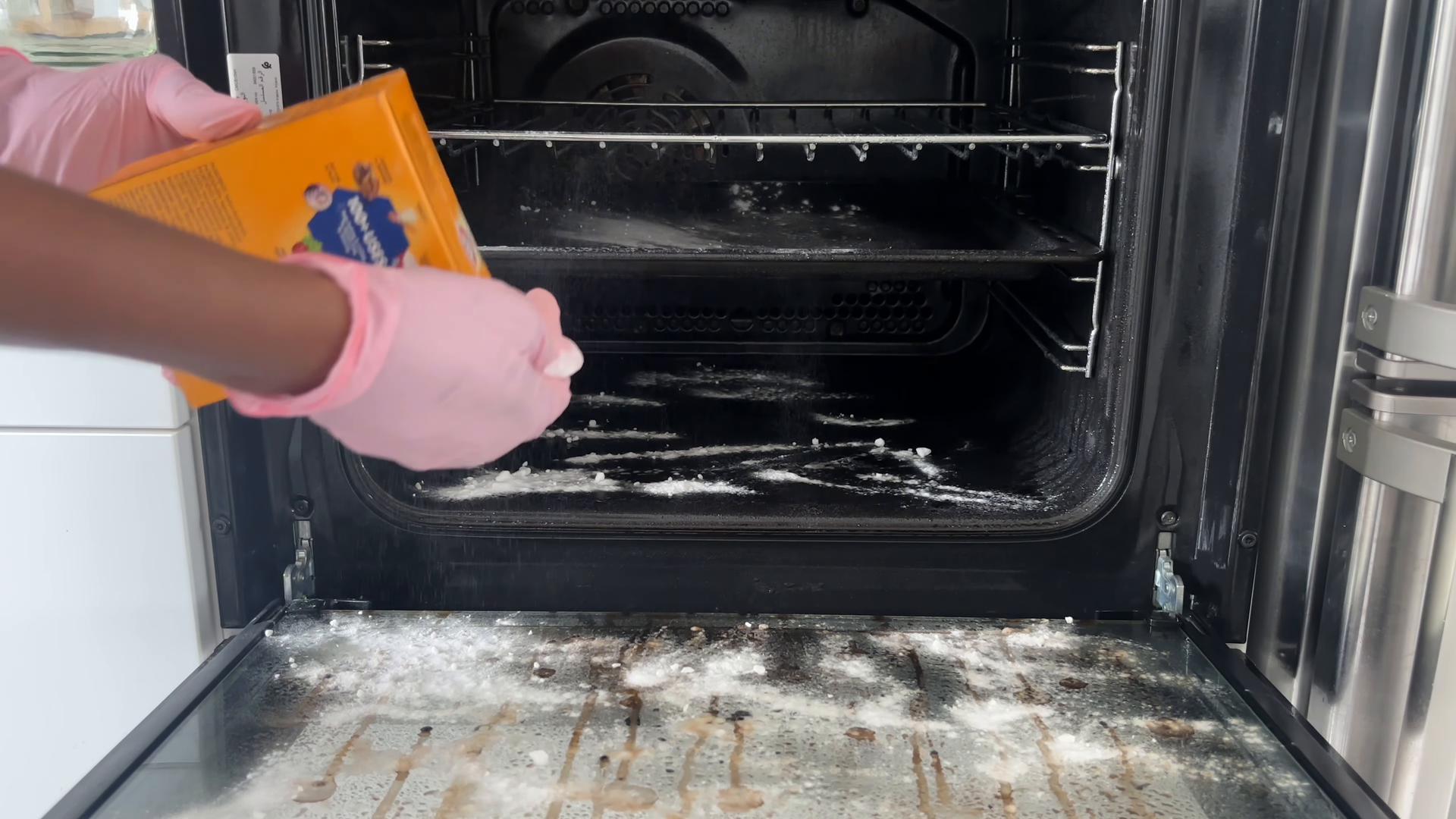 Move-out cleaning in a Gramercy Park Manhattan apartment