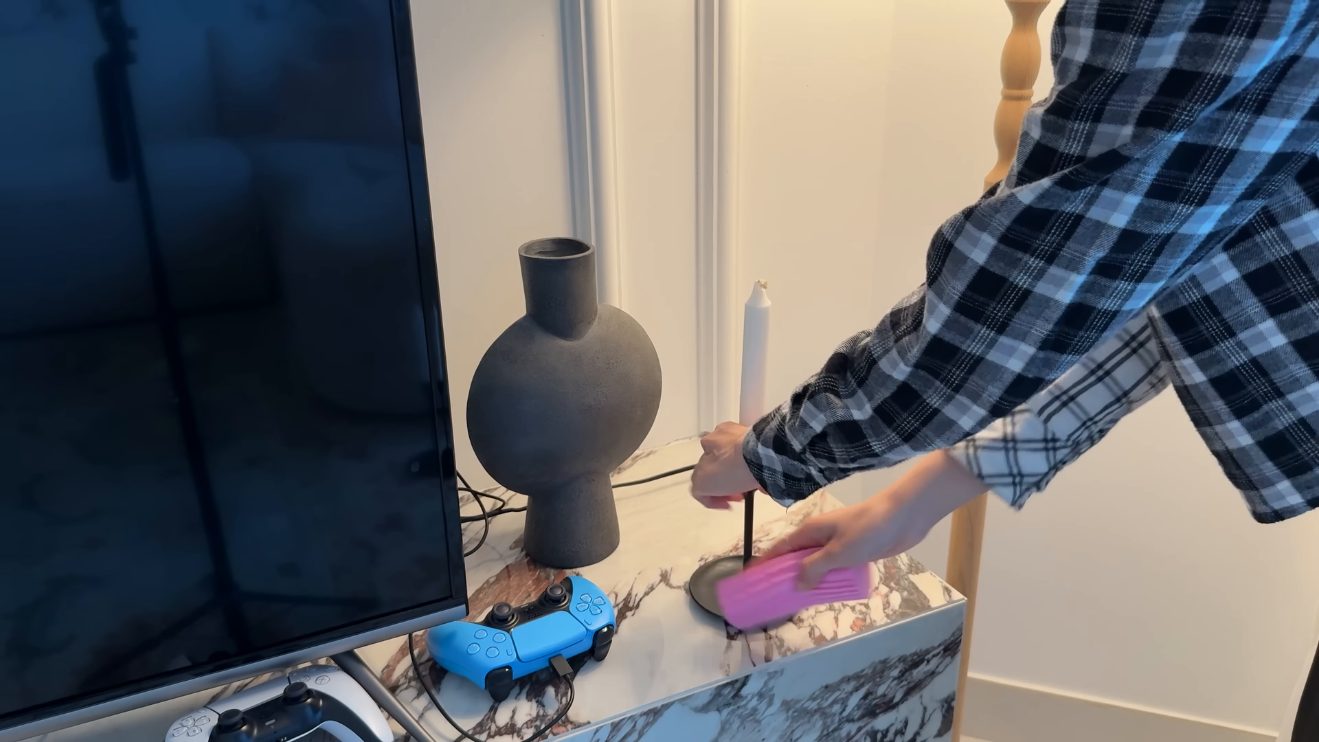 Move cleaning in a Hell's Kitchen apartment