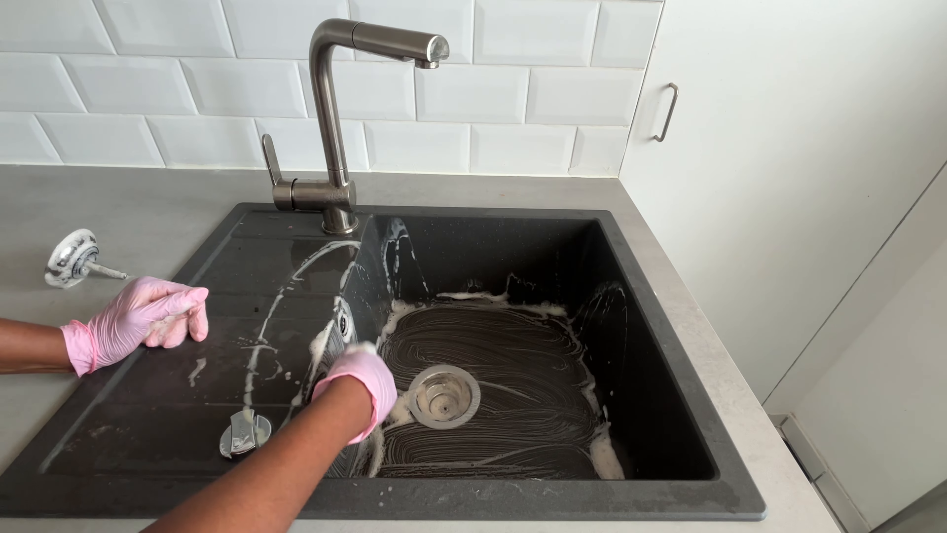Cleaning service in a Hudson Heights Manhattan apartment
