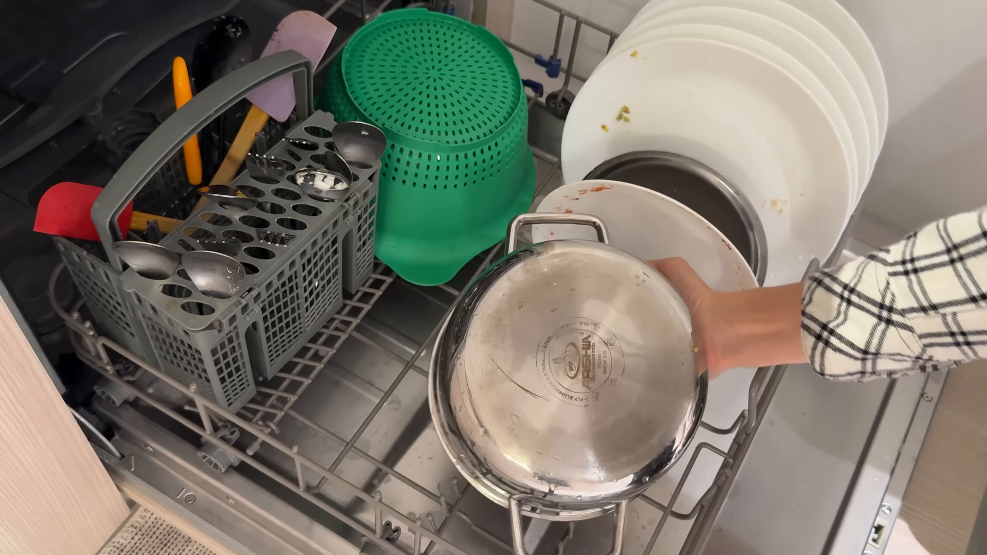 Move-in and move-out cleaning in New York City