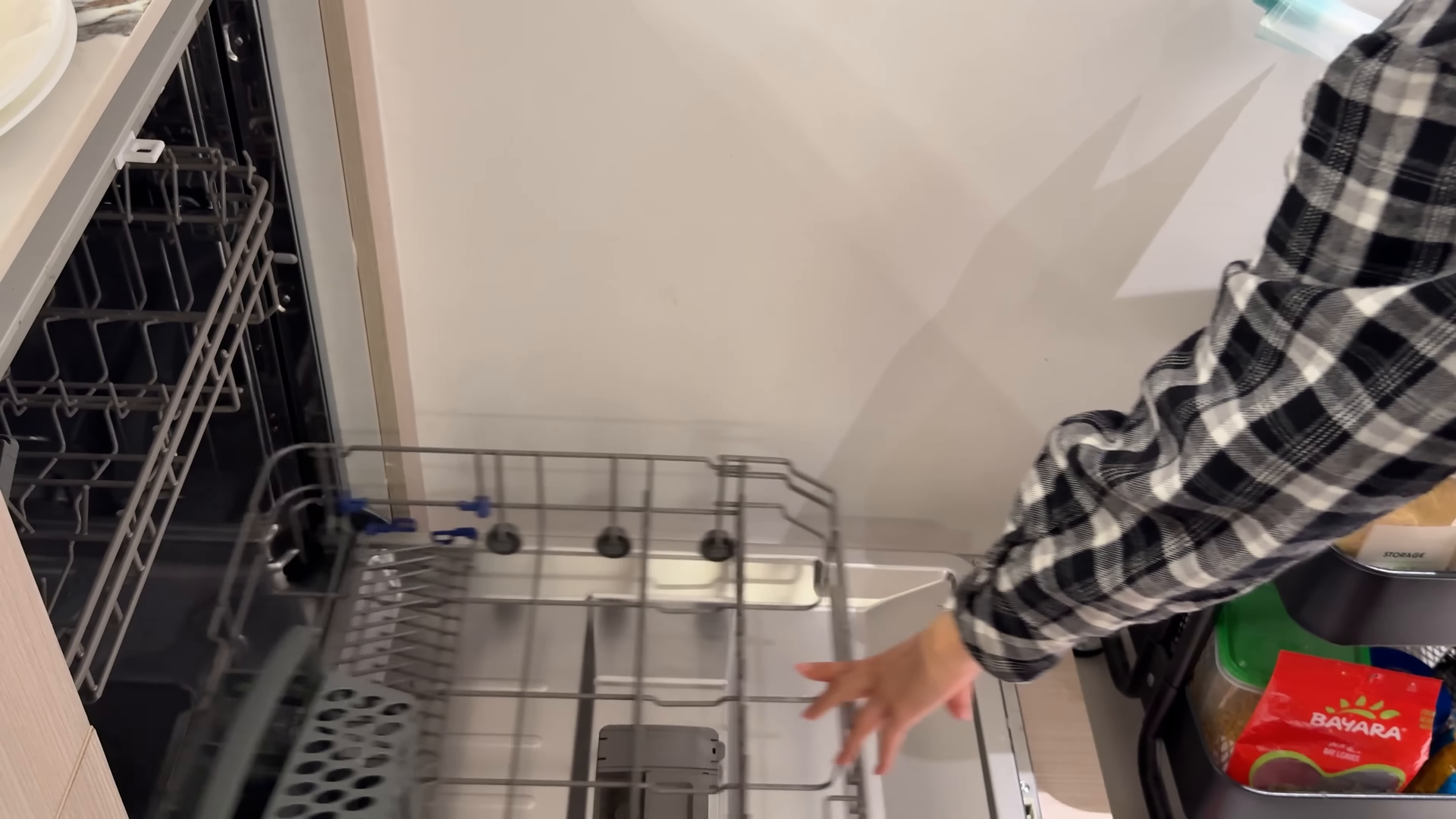 Maid service in a Little Italy Manhattan kitchen