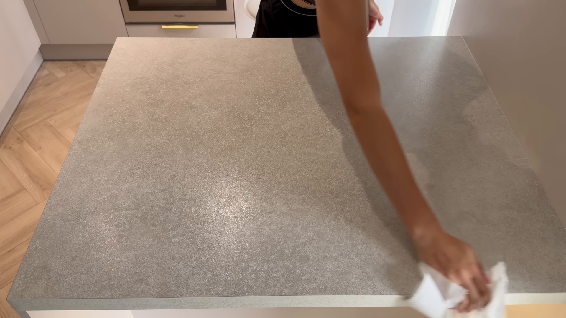 Housekeeping service in a Long Island City Queens apartment