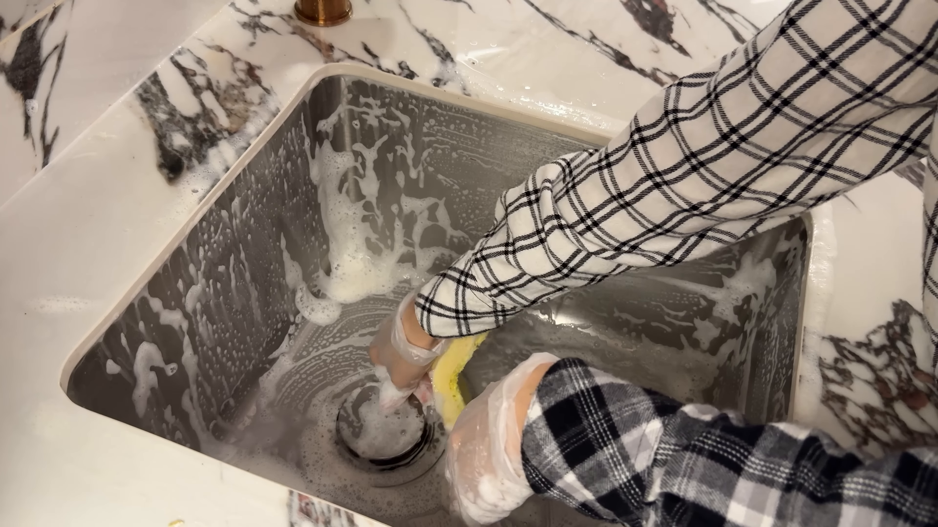 Deep cleaning in Manhattan Valley