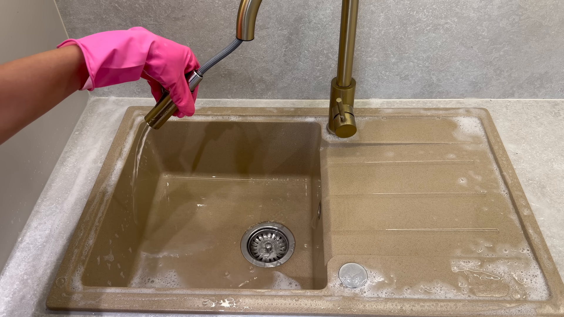 Apartment cleaning in Midtown Manhattan