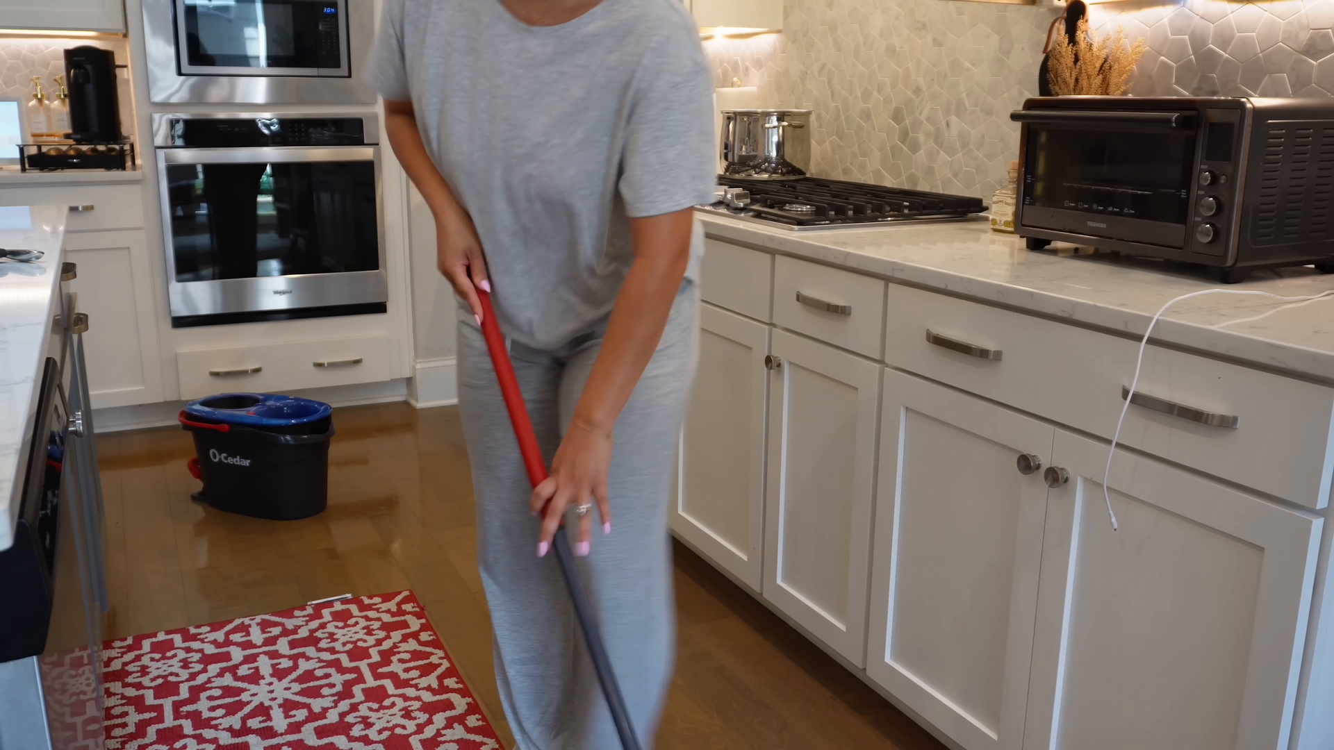 Move-out cleaning in an emptied Midwood Brooklyn apartment