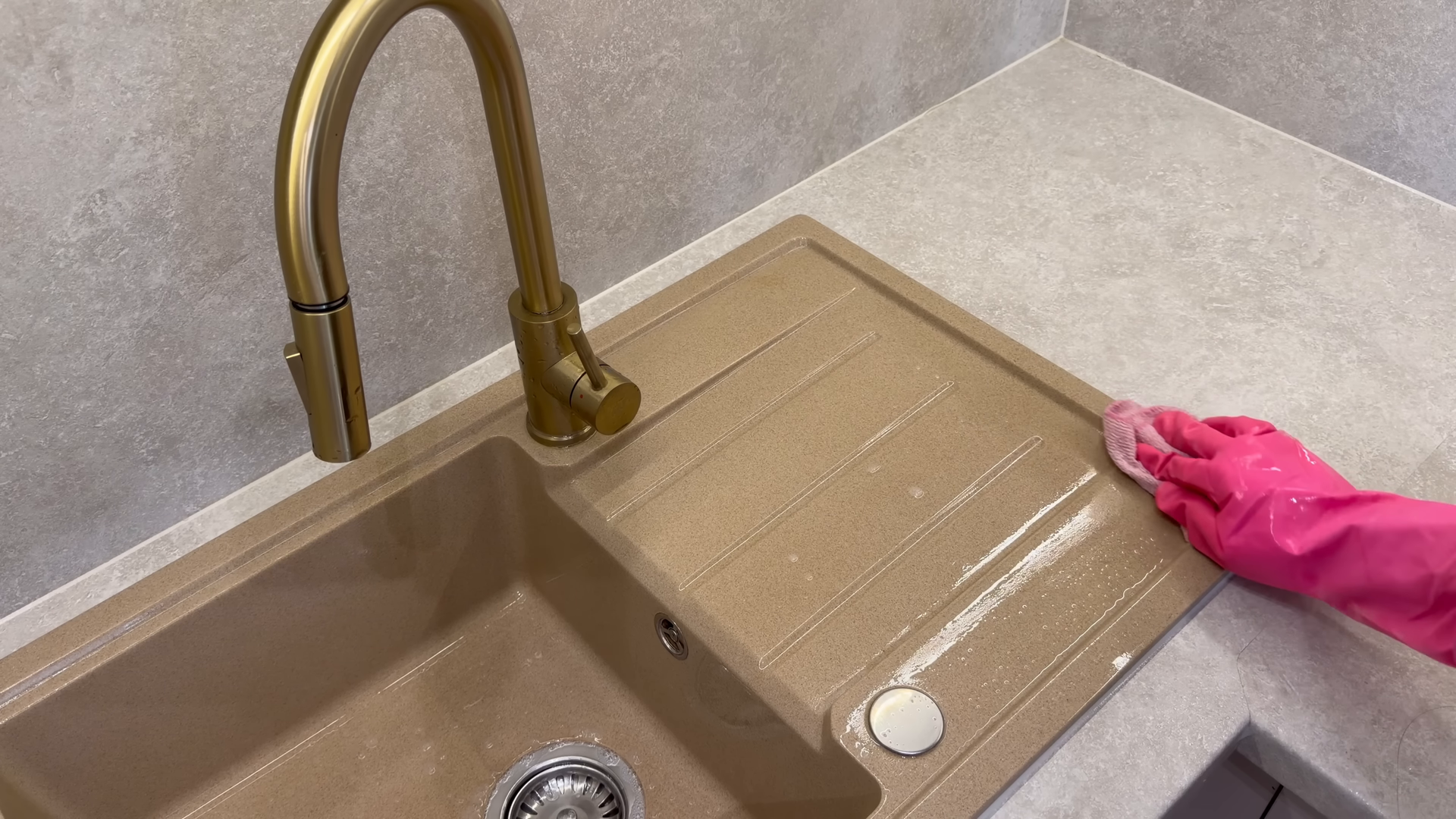 House cleaning in a NoHo Manhattan apartment
