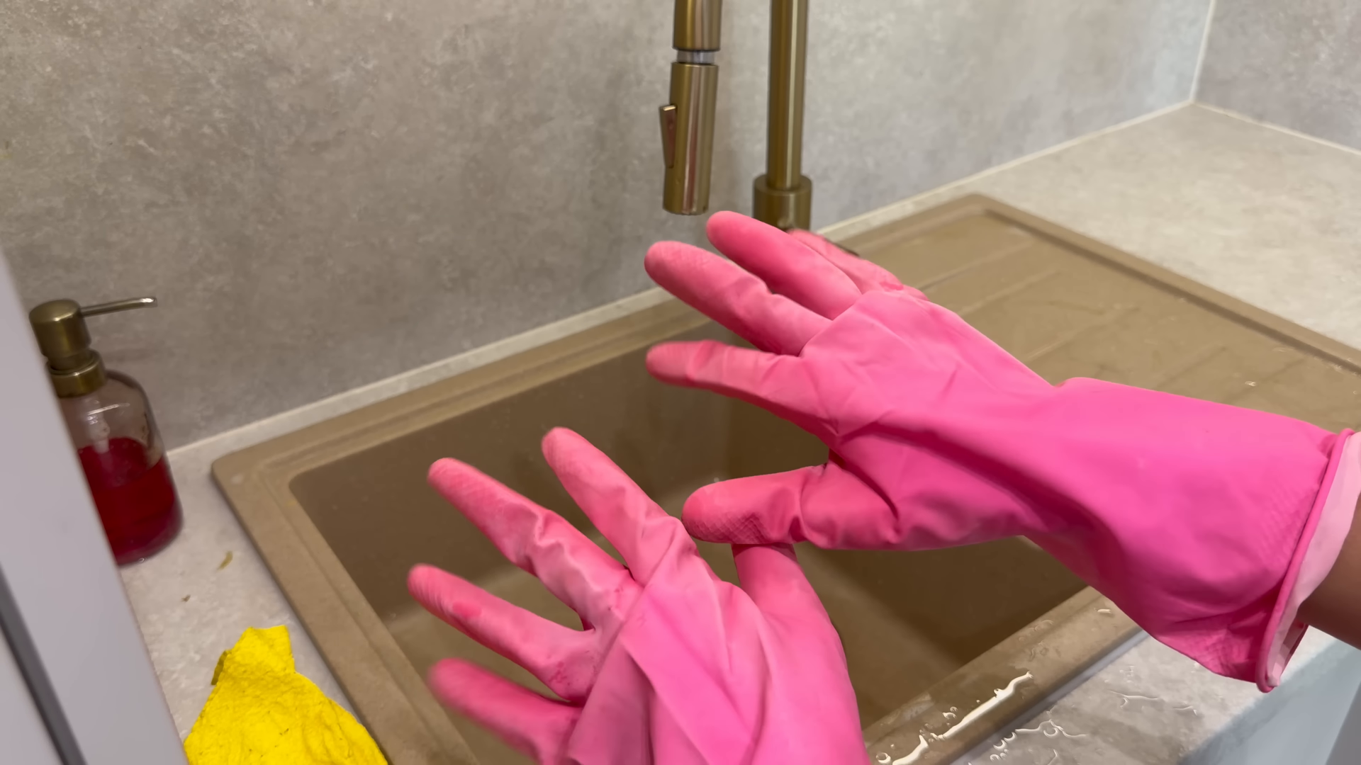 Move-in cleaning in a NoMad Manhattan apartment