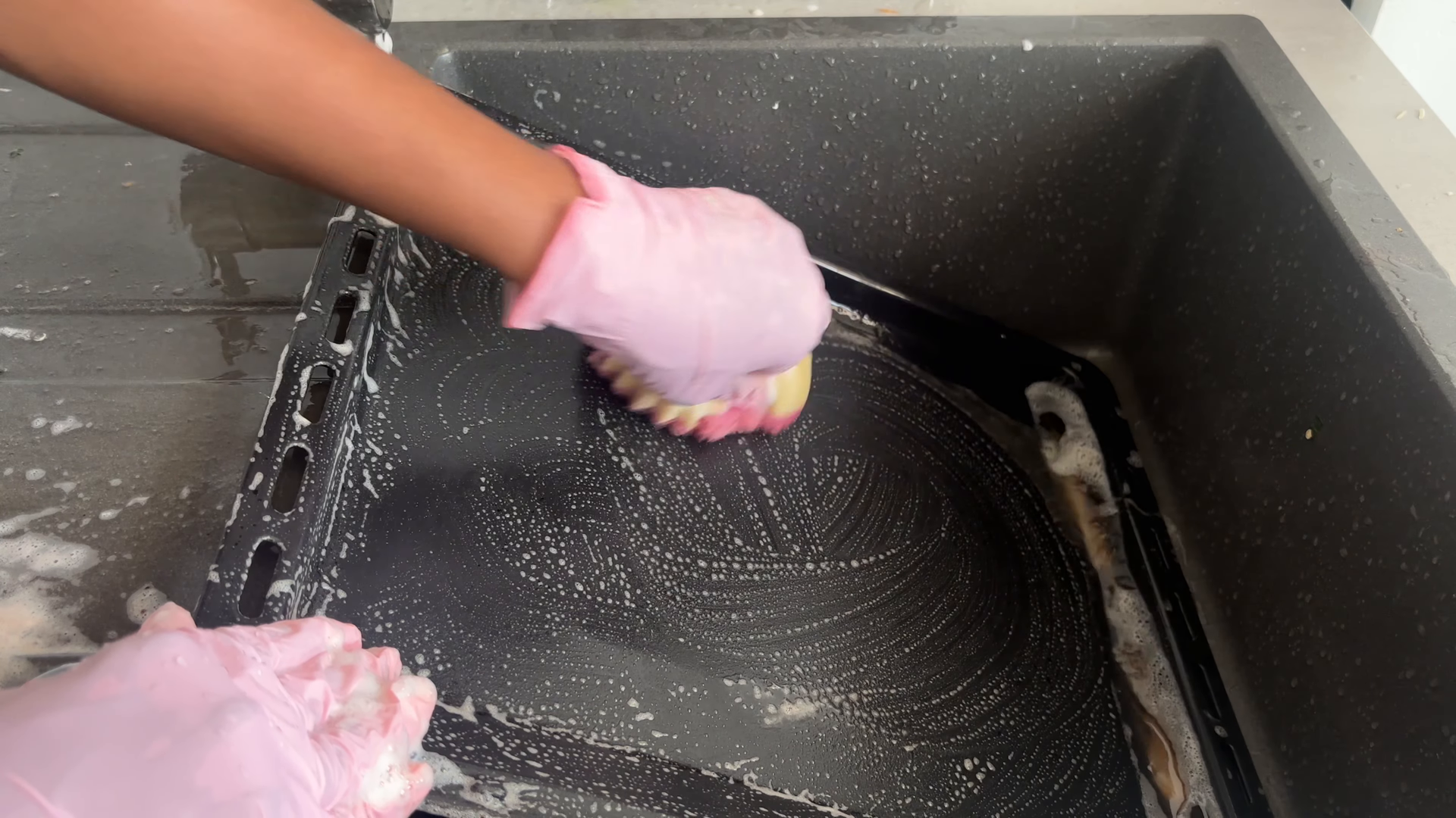 Move-in cleaning in a North Corona Queens apartment