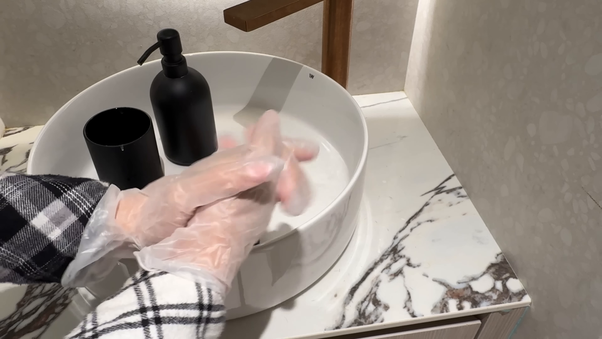 Recurring cleaning keeping a Park Slope Brooklyn apartment tidy