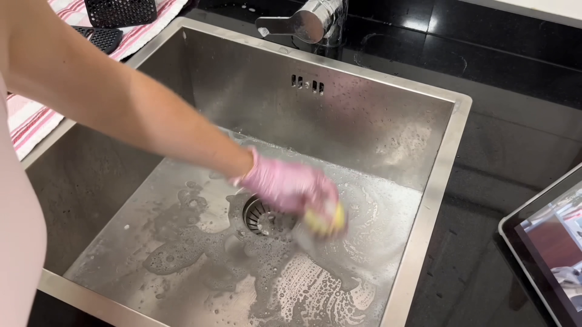 Move-in cleaning in a Prospect Heights Brooklyn apartment