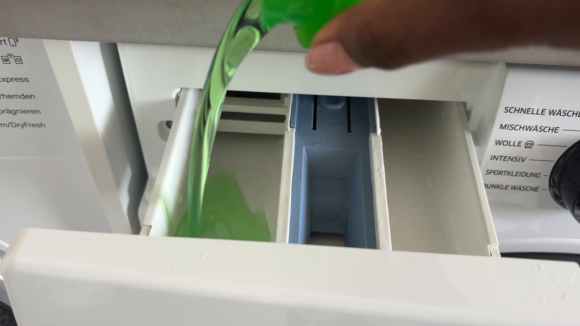 Deep cleaning a Sheepshead Bay Brooklyn kitchen after a large gathering