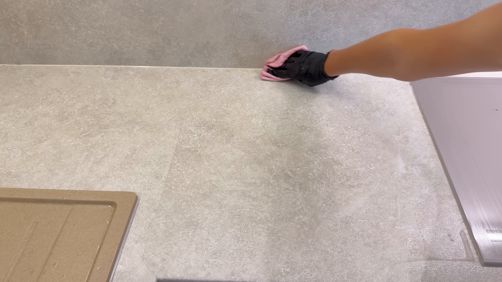 Cleaning service in a Turtle Bay Manhattan apartment