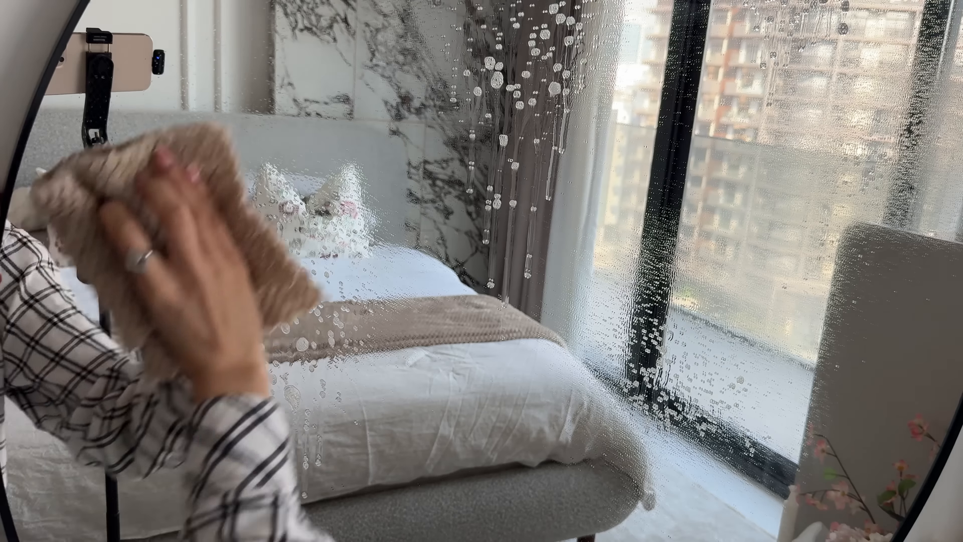 Housekeeping service in a compact Two Bridges Manhattan apartment