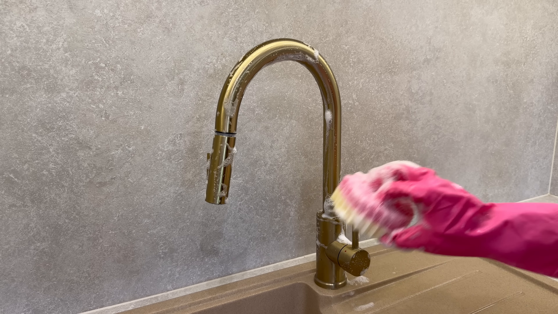Move-out cleaning in a Two Bridges Manhattan apartment
