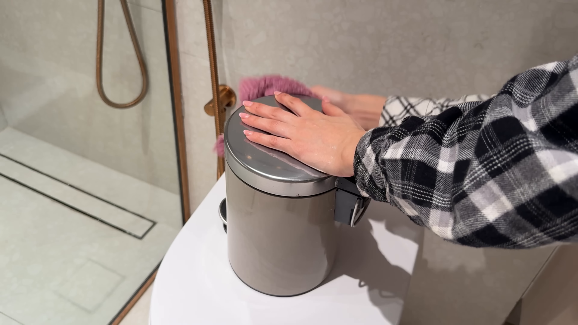 Housekeeping service in a Washington Heights home