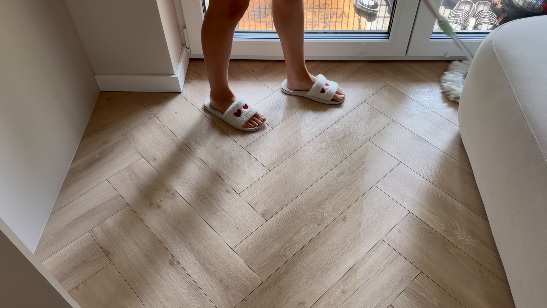 Move-out cleaning in a Woodside Queens apartment