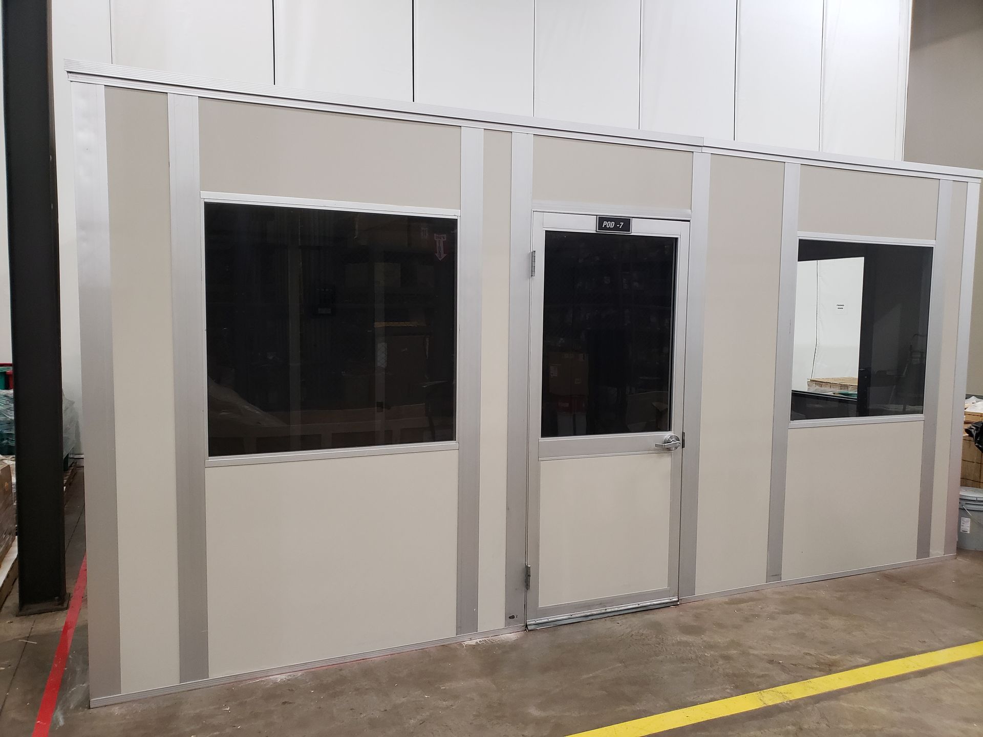 Industrial storage shelving system