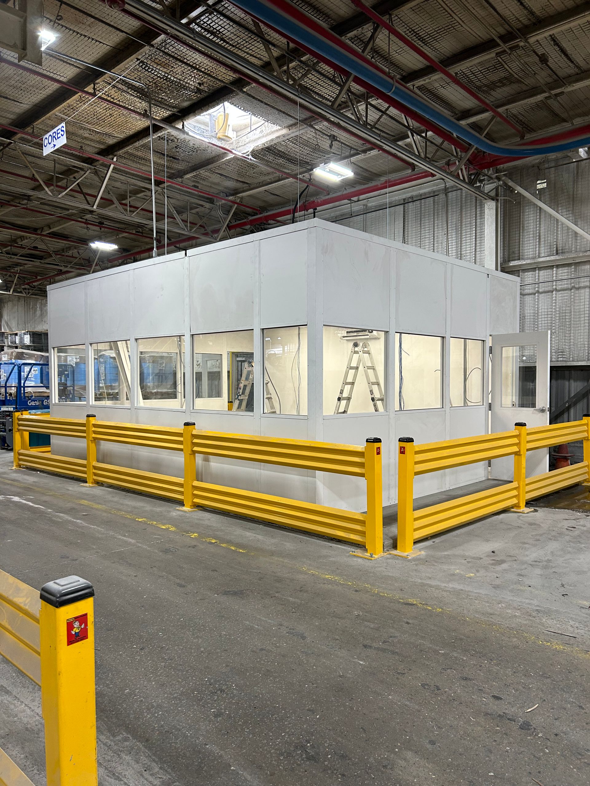 Commercial warehouse pallet racking and industrial shelving system
