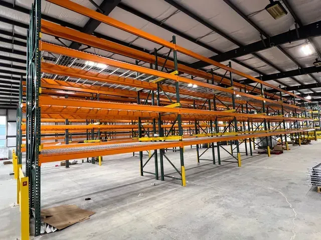 PALLET RACKS