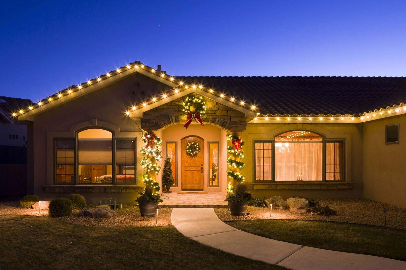 Christmas Light Installation & Removal