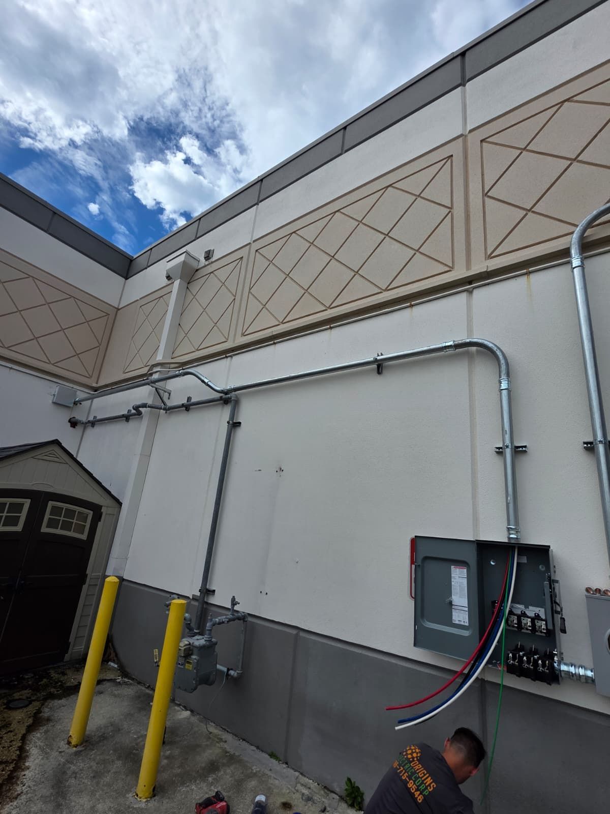 200A Three-Phase Service Installation