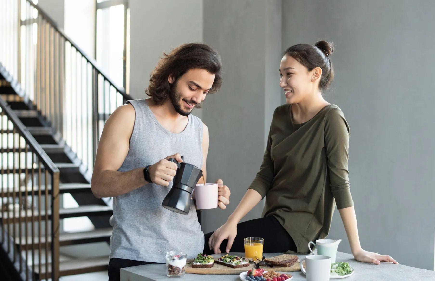 Ter uma alimentação balanceada é fundamental para perder peso de forma saudável.