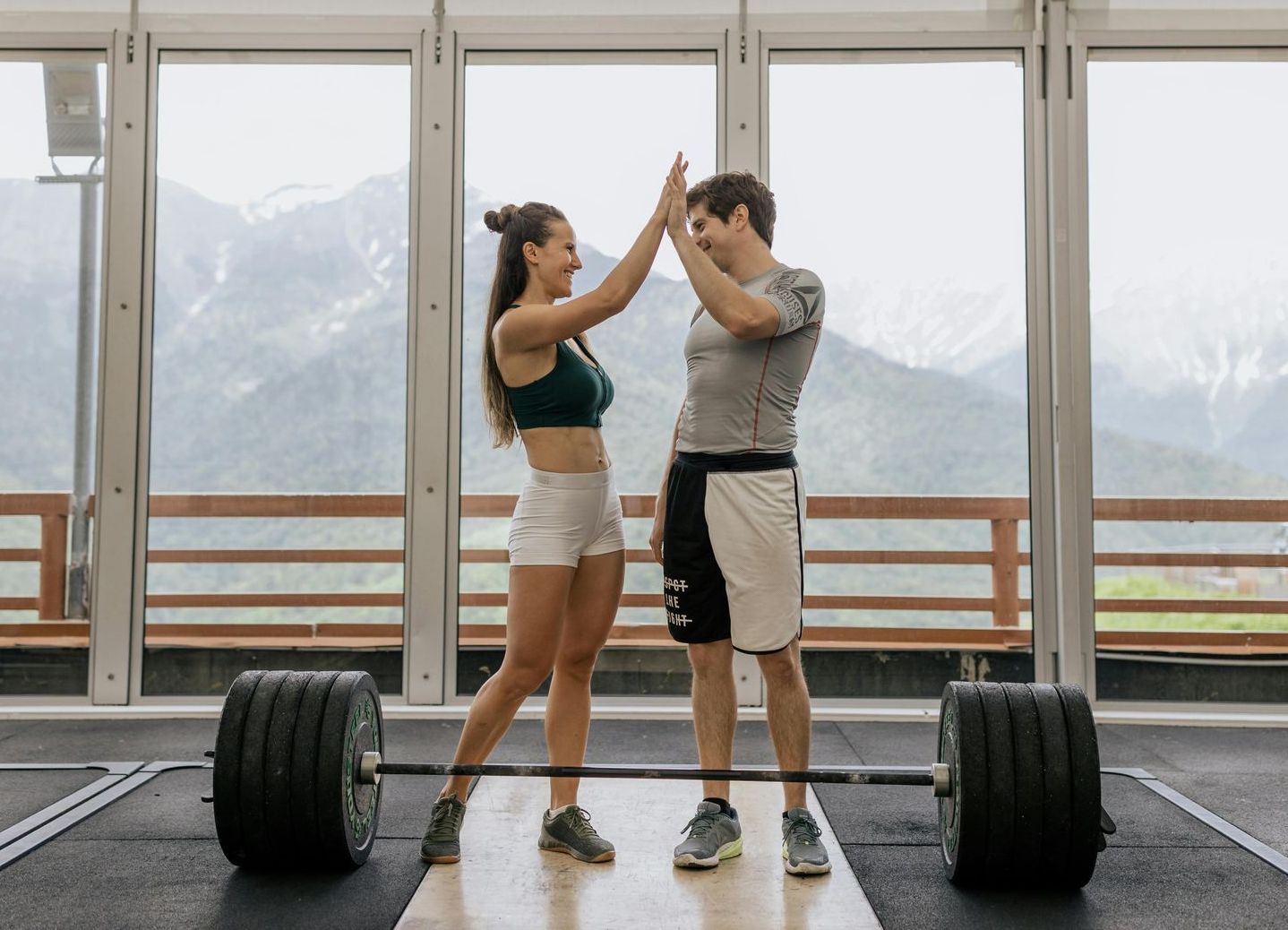 conheça o melhor guia para emagrecer e melhorar a saúde com dieta e treino
