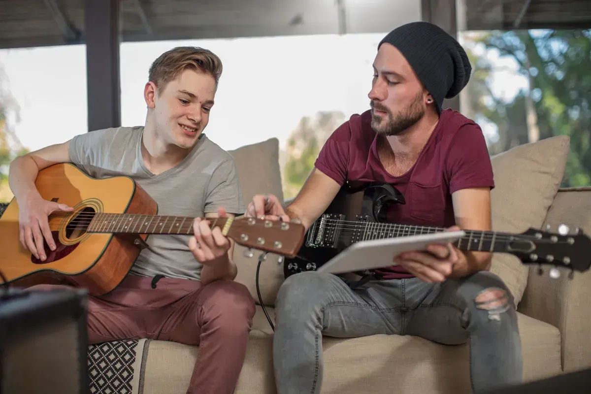 Expert guitar lessons in Portsmouth, RI with Guitar Strength