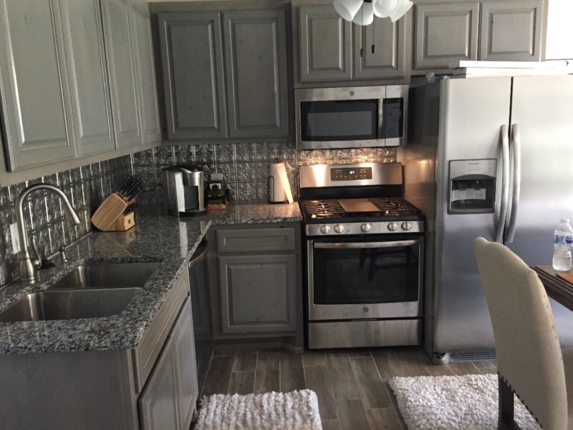 Kitchen remodeling, backsplash tile